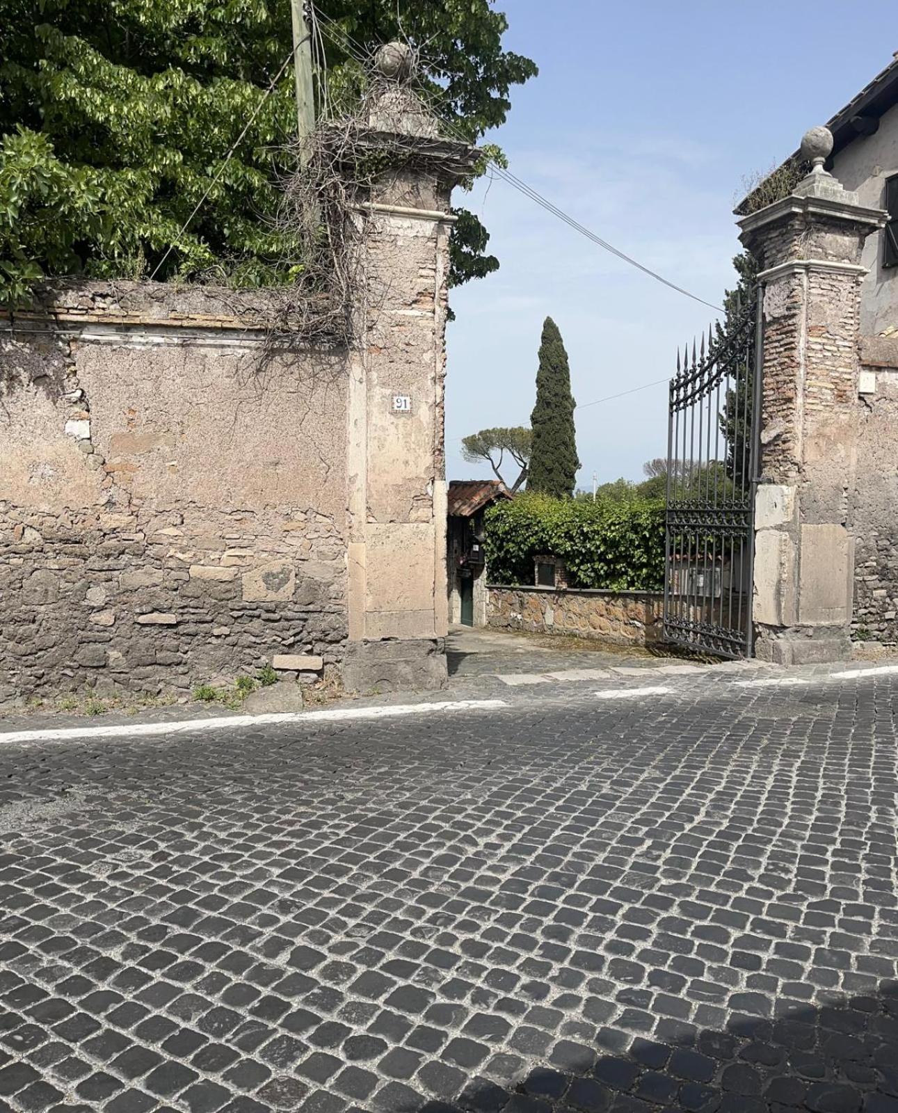 Ferienwohnung Loft Appia Antica Donna Eugenia Rom Exterior foto